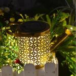 Gieter op zonne-energie, LED zonne-lantaarn string licht buiten tuin waterdicht uitgehold retro metalen water kan lichten, voor tuin patio tuin pad lantaarn plant decoratie (met be