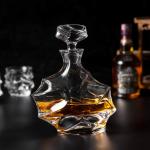 Whisky Glazen en Karaf Set, Kristallen Whisky Decanter 750 ml met 4 Whiskyglas 320 ml voor Cognac, Wodka, Whisky, Scotch, Martini, Cocktails, Set van 5 Stuks, Mooie Geschenkdoos
